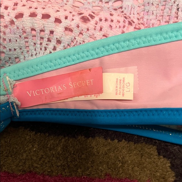 Victoria's Secret Bikini Set - Picture 4 of 8